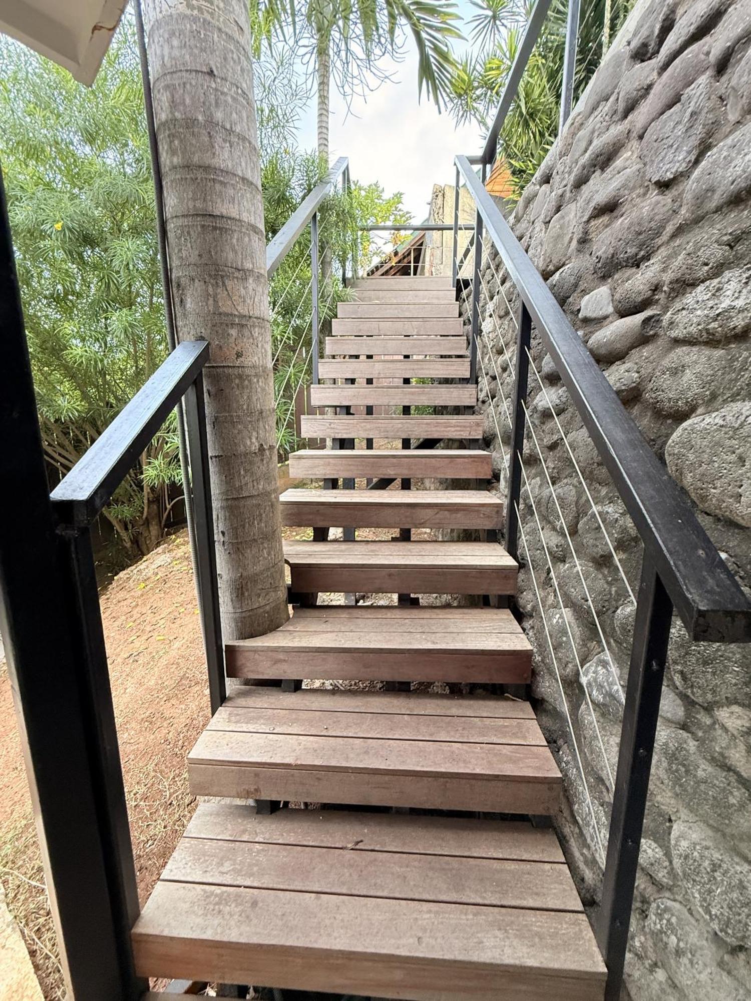 Ononui Lodge Airport, Ocean-View, Private Bathroom And Balcony, Free Wifi And Parking, On-Site Car Rental Faaa Dış mekan fotoğraf