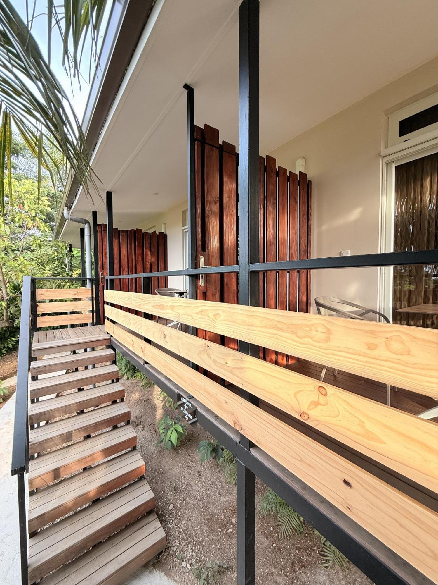 Ononui Lodge Airport, Ocean-View, Private Bathroom And Balcony, Free Wifi And Parking, On-Site Car Rental Faaa Dış mekan fotoğraf