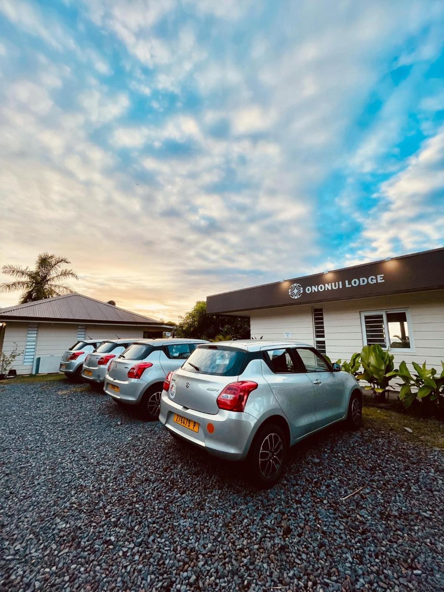 Ononui Lodge Airport, Ocean-View, Private Bathroom And Balcony, Free Wifi And Parking, On-Site Car Rental Faaa Dış mekan fotoğraf