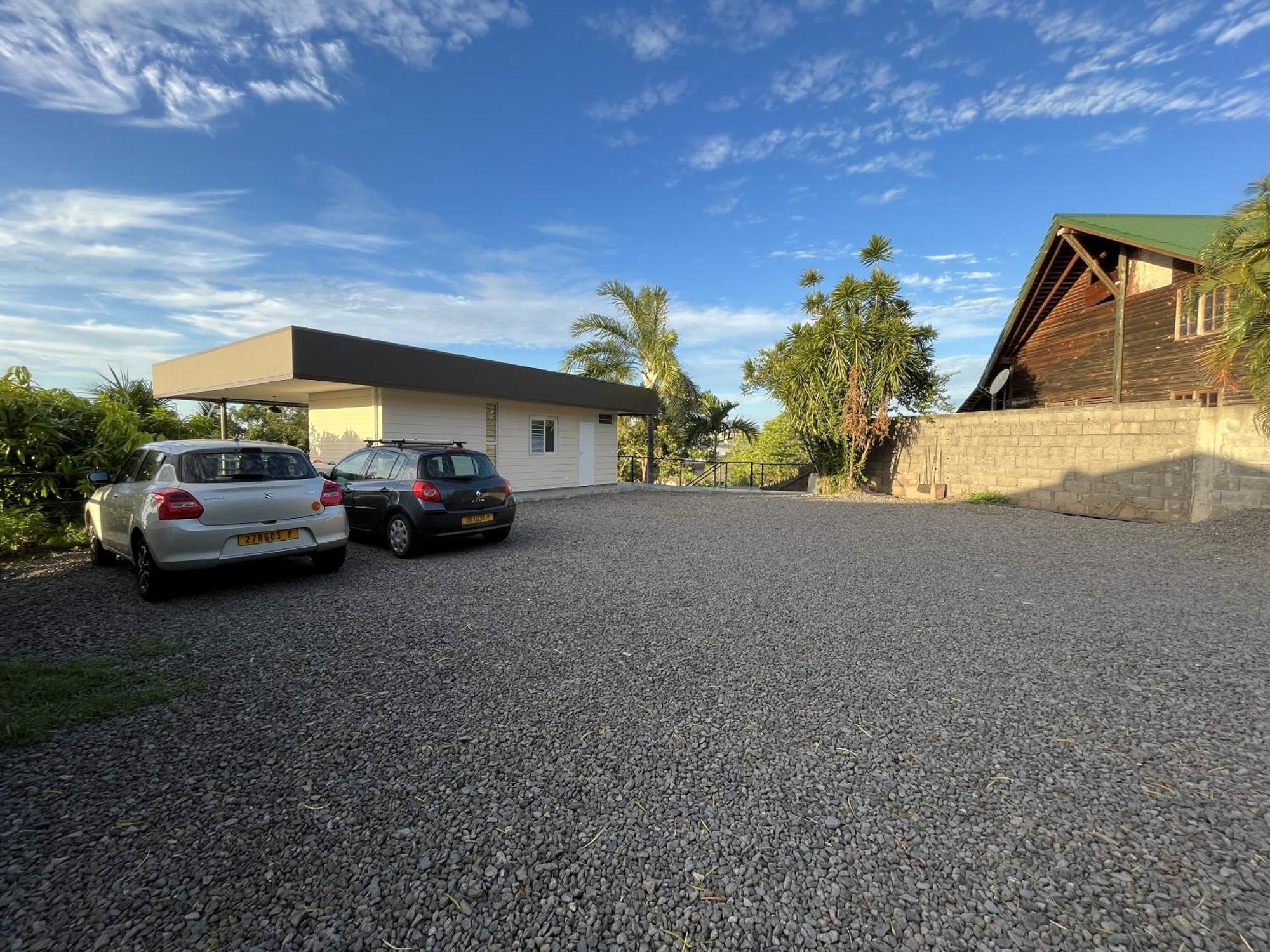 Ononui Lodge Airport, Ocean-View, Private Bathroom And Balcony, Free Wifi And Parking, On-Site Car Rental Faaa Dış mekan fotoğraf